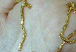 [金子带了容易断怎么办]你好，我想问下，我5月19号买的项链，今天断了，去找金店，她们不给退也不换，怎么办