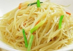 炒土豆丝怎么做才更脆？学会正确做法，土豆丝，爽脆下饭｜土豆丝｜炒土豆丝｜学会
