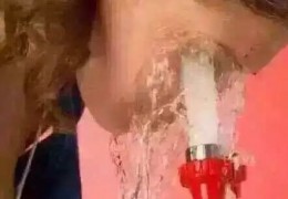 [东8区的先生们咸猪手]张瀚，你的代表作就是一只咸猪手？｜东八区的先生们｜新疆｜张翰