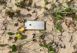 iPhone6s从飞机上掉下来！掉落时正在录影，找回还能正常用！