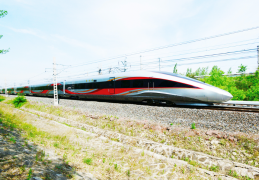 [复兴号智能动车车]新款复兴号，来了！探访复兴号智能动车组